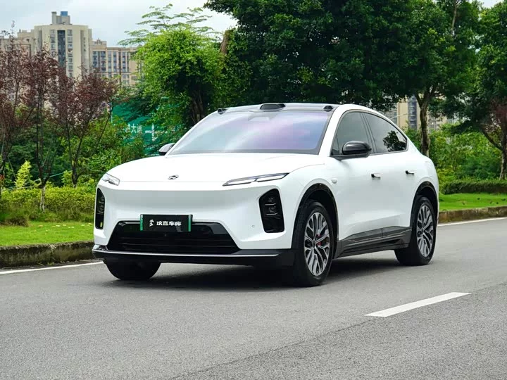 NIO EC6