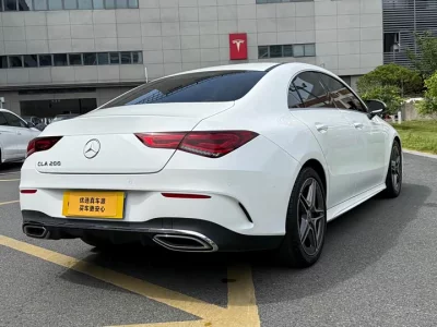 Mercedes-Benz CLA
