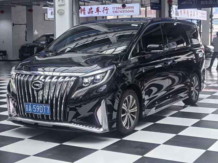 GAC Trumpchi M8