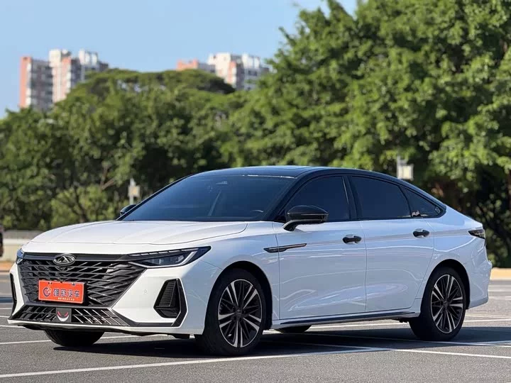 Chery Arrizo 8