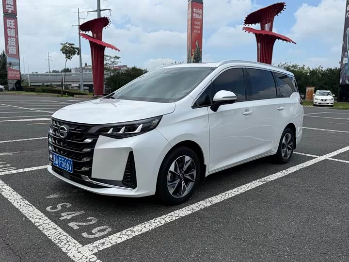GAC Trumpchi M6