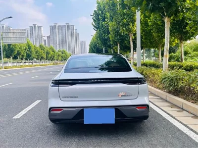 Geely Galaxy Star 8
