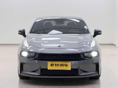 Lynk & Co 03