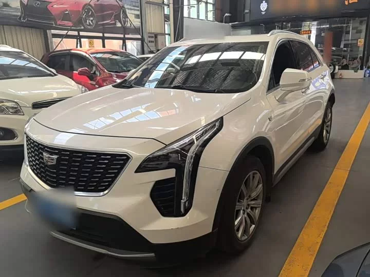 Cadillac XT4