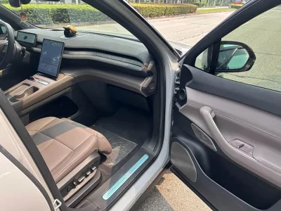 NIO ES7