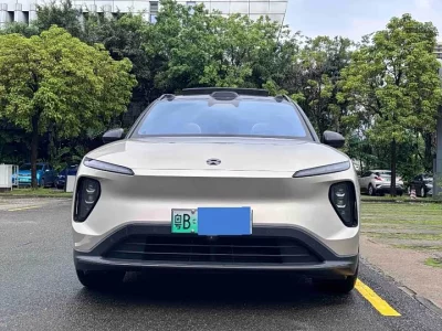 NIO ES6
