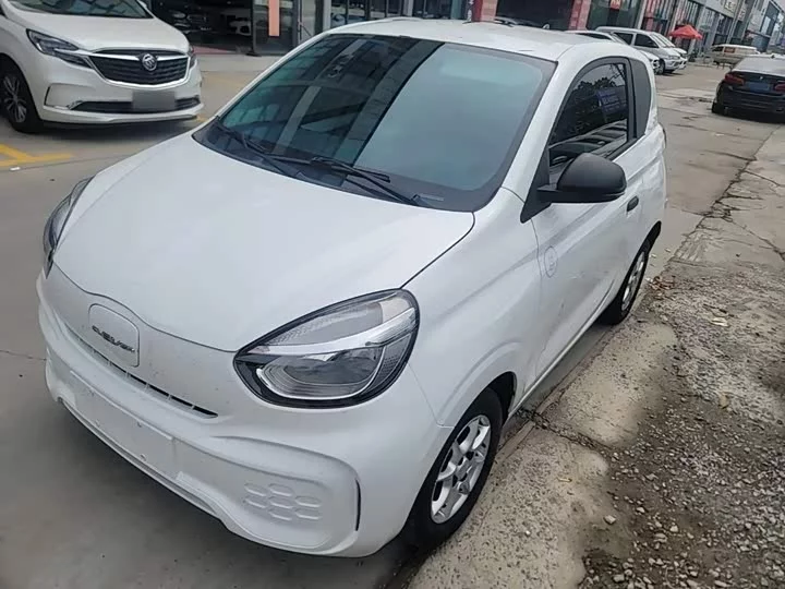 Roewe CLEVER by Colwei