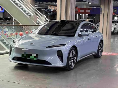 NIO ET5