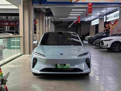NIO ET5