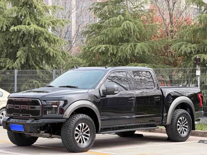 Ford F-150 Raptor