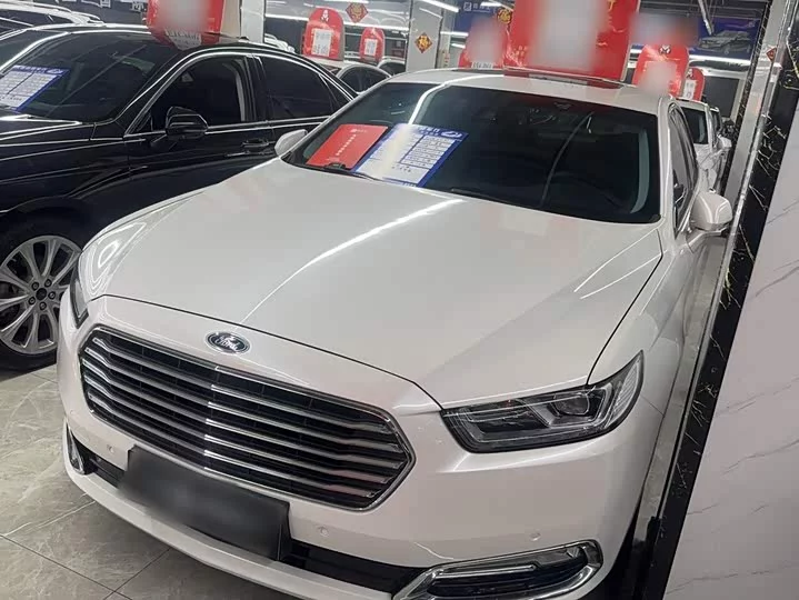 Ford Taurus