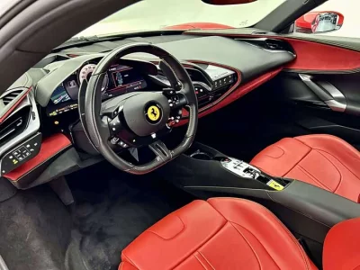 ferrari SF90