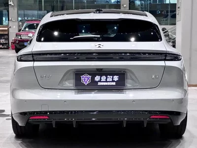 NIO ET5T