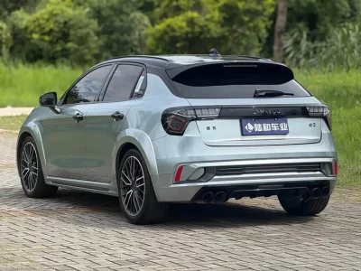 Lynk & Co 02 Hatchback