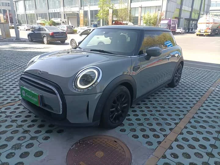 MINI 