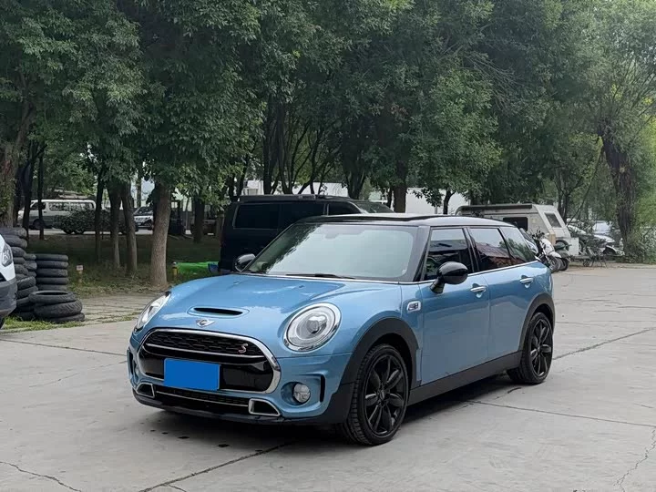 MINI CLUBMAN