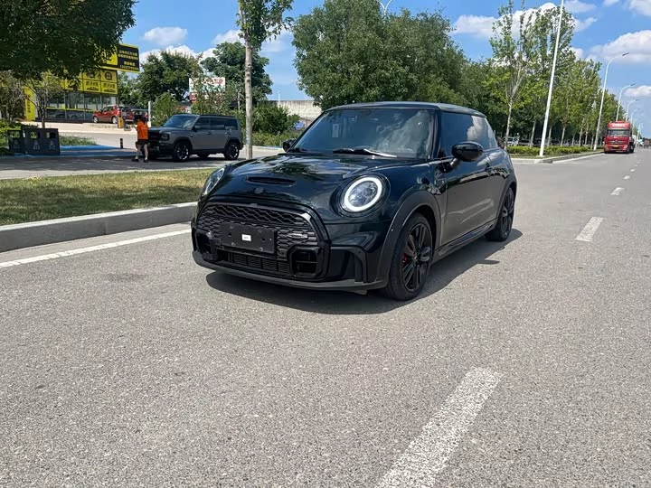 MINI 