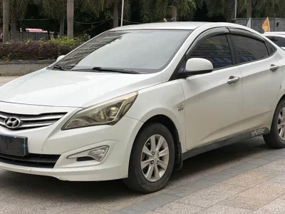 Hyundai Rena