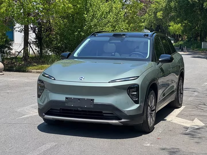 NIO ES7