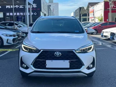 Toyota Yaris L