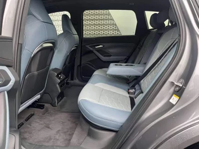 Audi Q6L e-tron