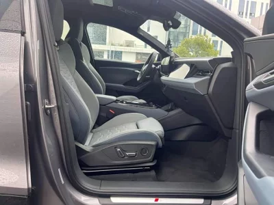 Audi Q6L e-tron