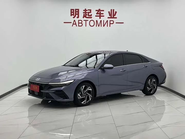Hyundai Elantra