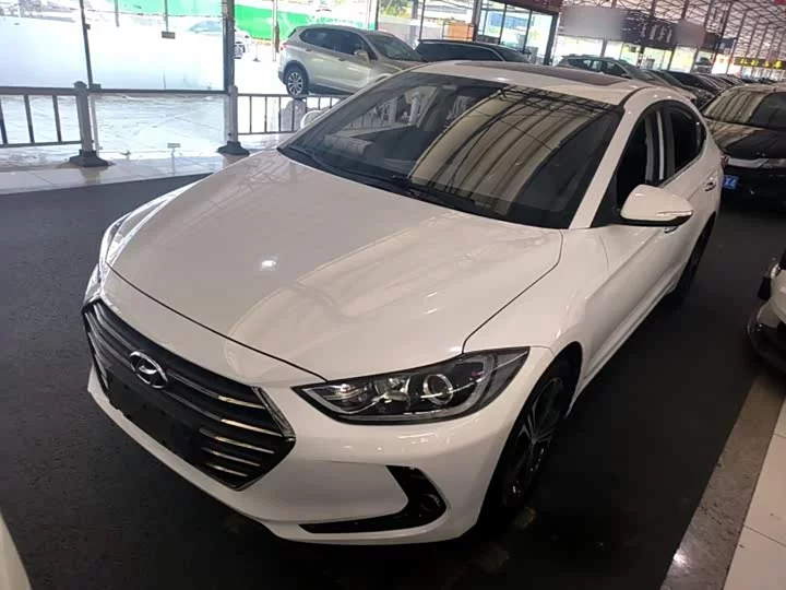 Hyundai Elantra Lingdong