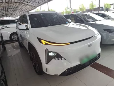 Geely Galaxy L7