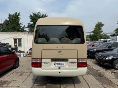 Toyota Costa