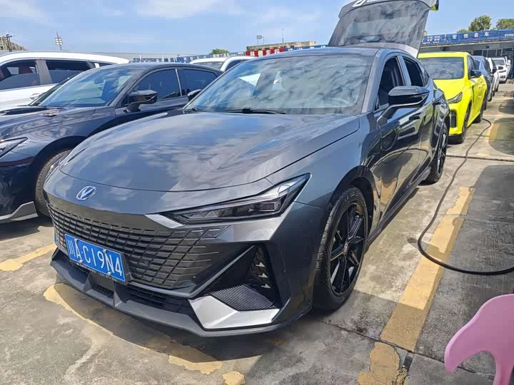 Changan UNI-V