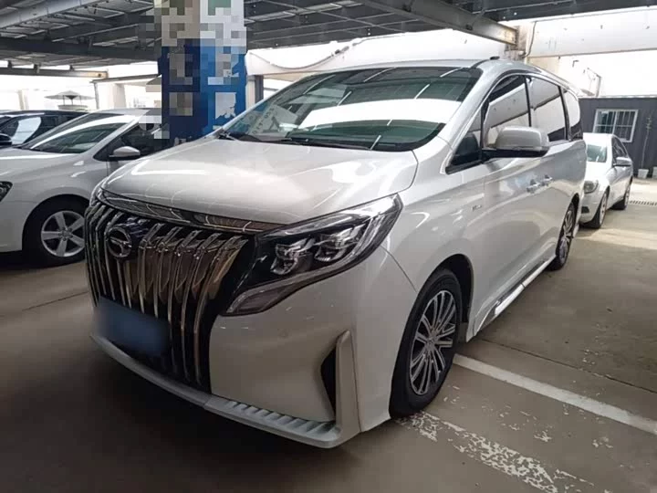 GAC Trumpchi M8