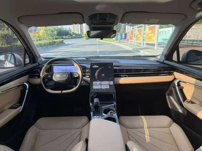 Geely Boyue L