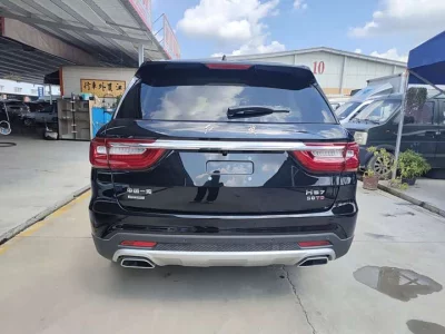 Hongqi HS7