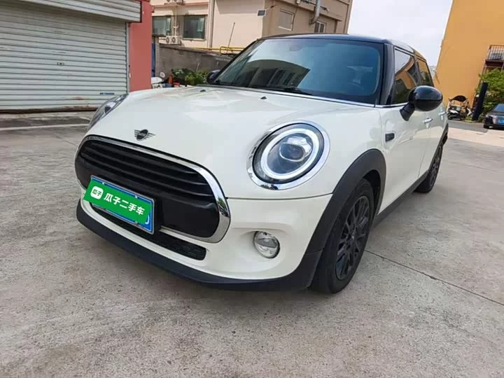MINI 