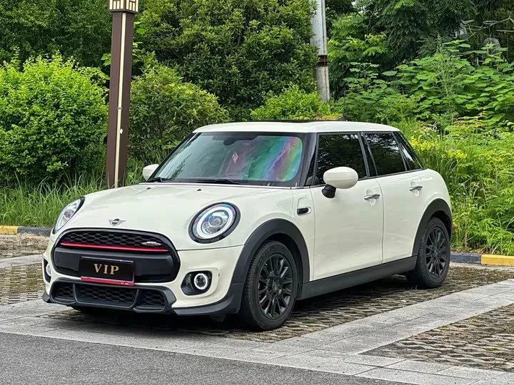 MINI 