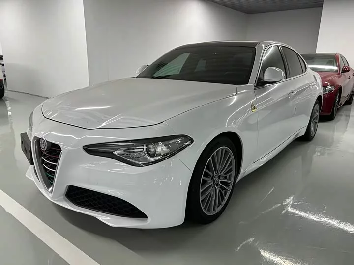 Alfa Romeo Giulia Juliet