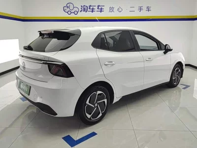 MG 4