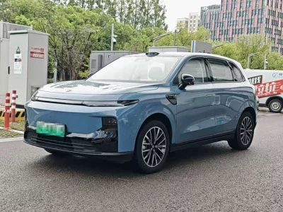 Leapmotor B10
