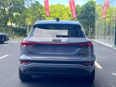 Audi Q6L e-tron
