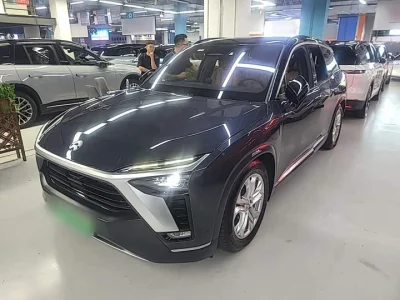 NIO ES8