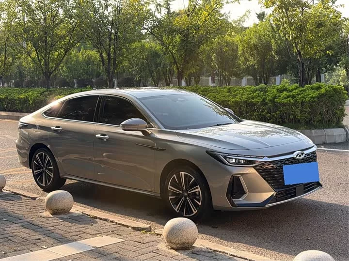 Chery Arrizo 8