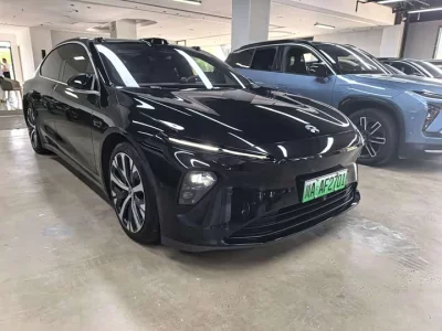 NIO ET7
