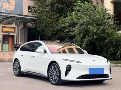 NIO ET5T