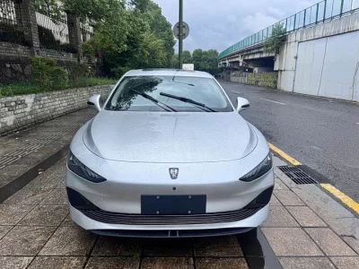 Roewe D7