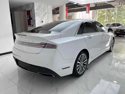 Lincoln MKZ