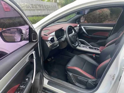 Geely Coolray SX11