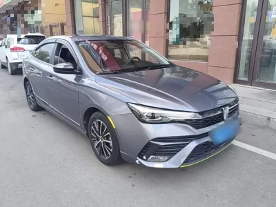 Roewe i5
