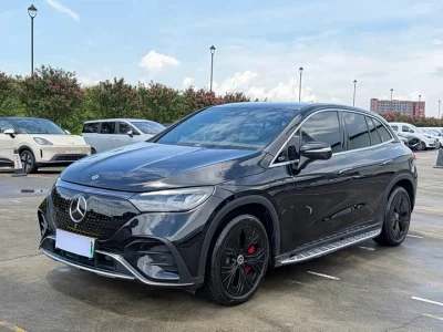 Mercedes-Benz EQE SUV