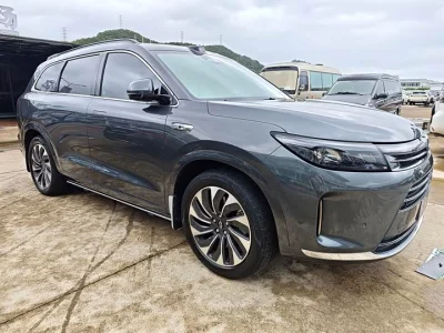 AITO M7